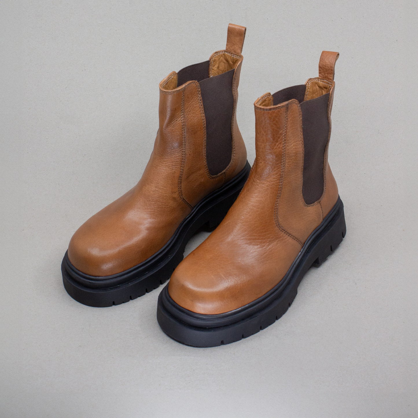 Borcego Fiore ᴺᴱᵂ